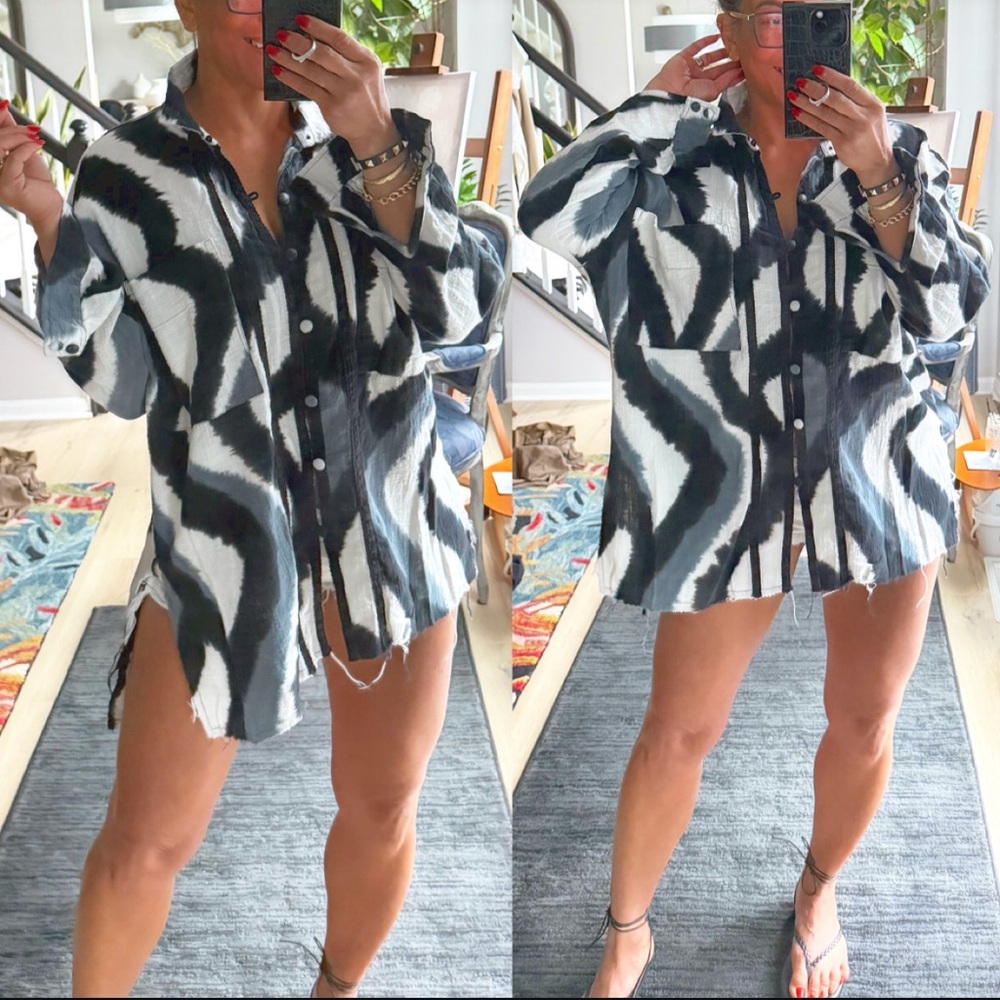 ONE TEASPOON TIE DYE PRINT HI LOW BUTTON UP TOP XS